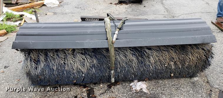 image for item EF9825 Bobcat skid steer broom