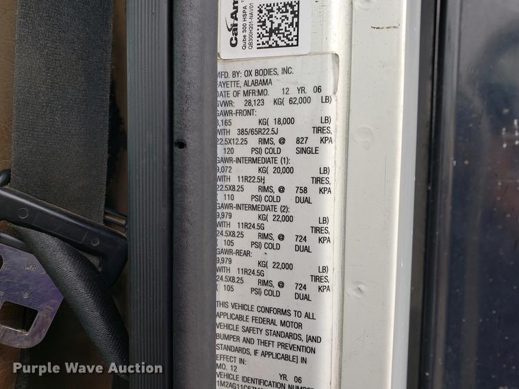 image for item EF9827 2007 Mack CV713 dump truck