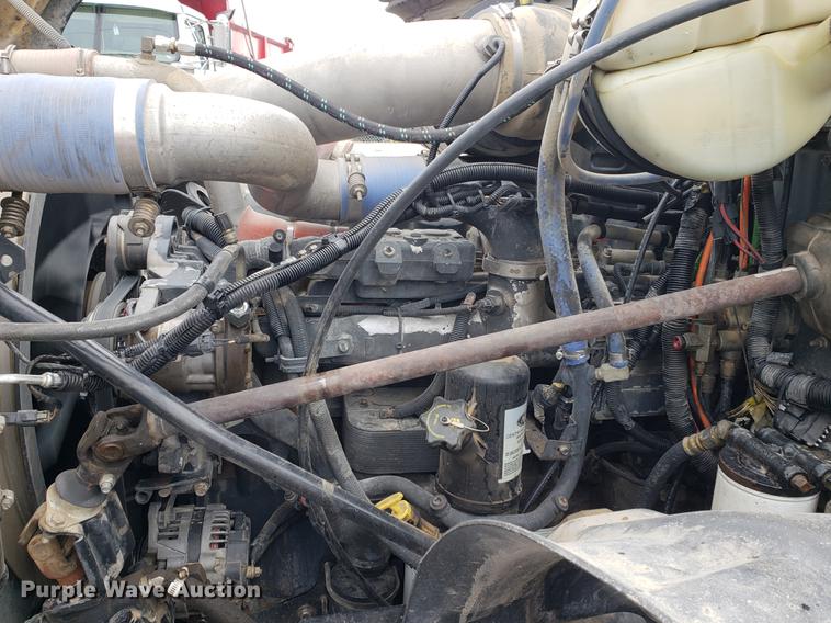 image for item EF9827 2007 Mack CV713 dump truck