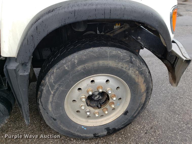 image for item EF9827 2007 Mack CV713 dump truck