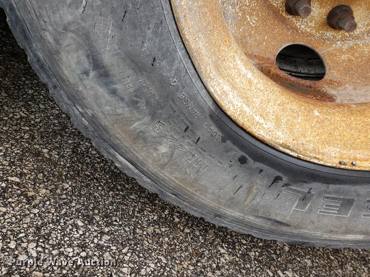 image for item EF9827 2007 Mack CV713 dump truck