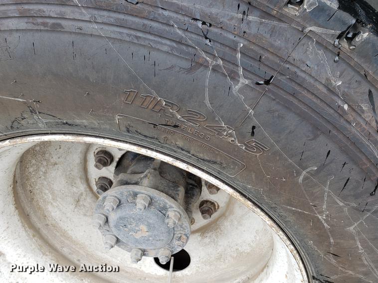 image for item EF9827 2007 Mack CV713 dump truck