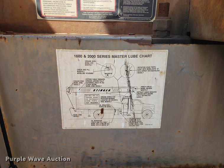 image for item EF9846 1993 Ford F700 crane truck