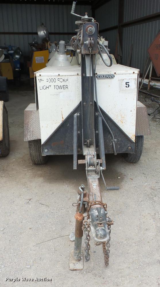 image for item EI9902 Coleman MH4000RDKH light plant
