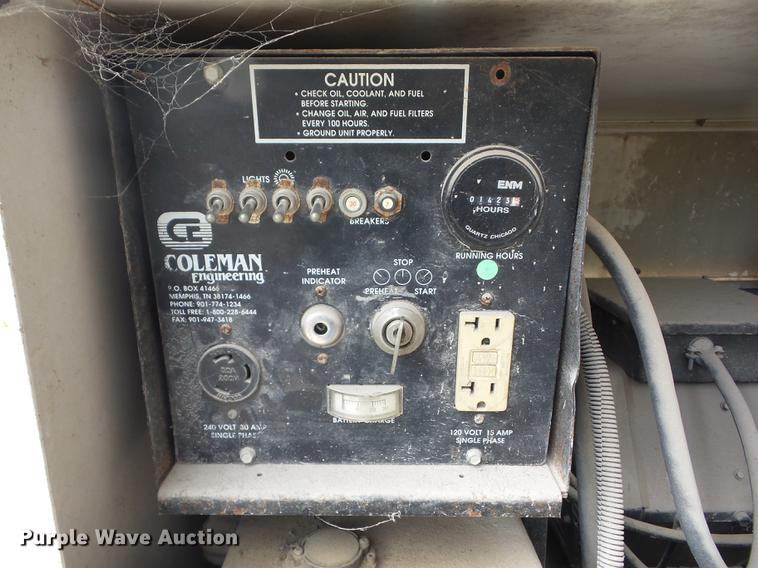 image for item EI9902 Coleman MH4000RDKH light plant