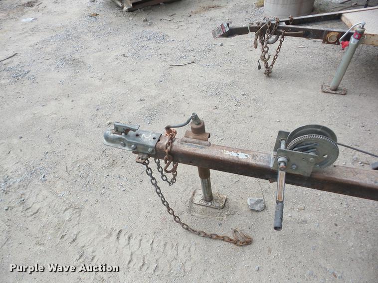 image for item EI9902 Coleman MH4000RDKH light plant