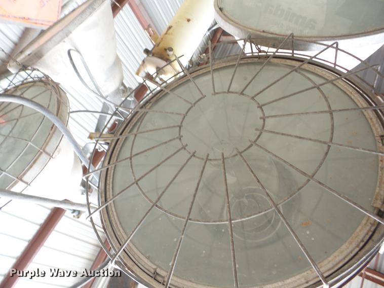 image for item EI9902 Coleman MH4000RDKH light plant