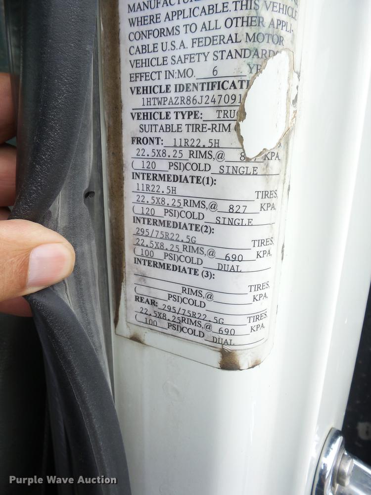 image for item EI9909 2006 International 7500 dump truck