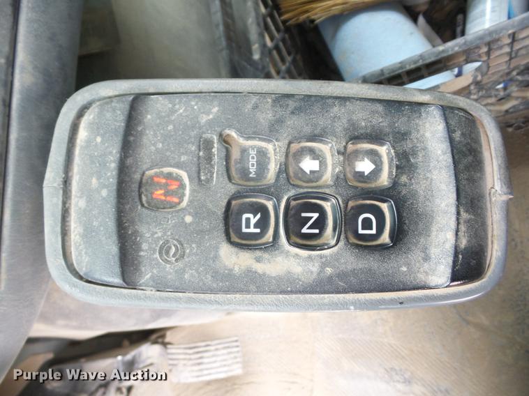 image for item EI9909 2006 International 7500 dump truck