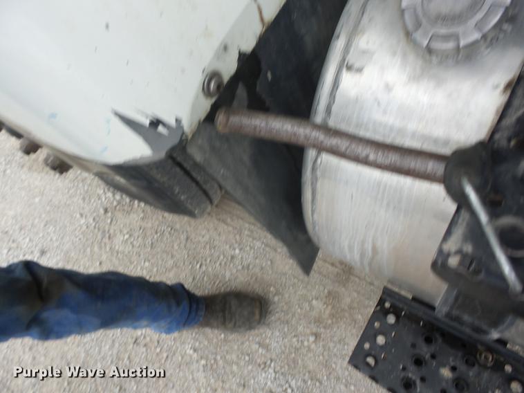 image for item EI9909 2006 International 7500 dump truck