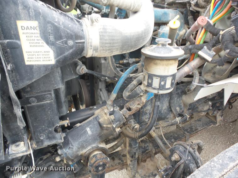 image for item EI9909 2006 International 7500 dump truck