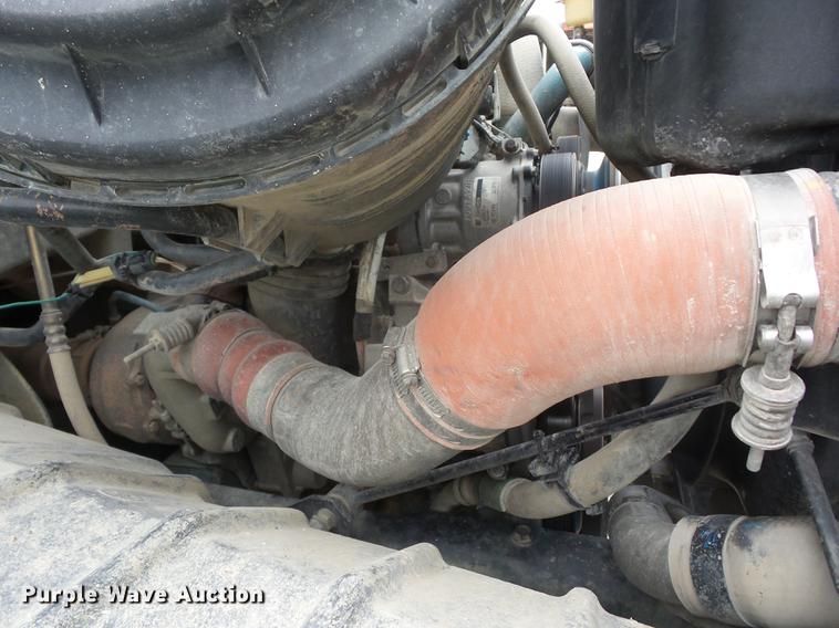 image for item EI9909 2006 International 7500 dump truck