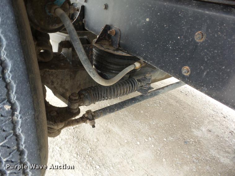 image for item EI9909 2006 International 7500 dump truck