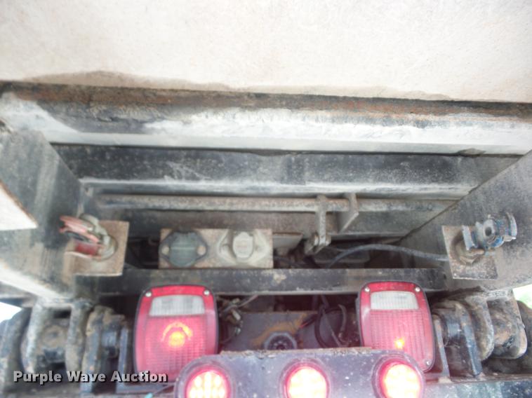 image for item EI9909 2006 International 7500 dump truck