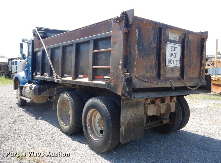 image for item EK9632 1995 International 9400 dump truck