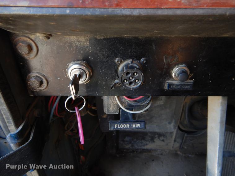 image for item EK9632 1995 International 9400 dump truck