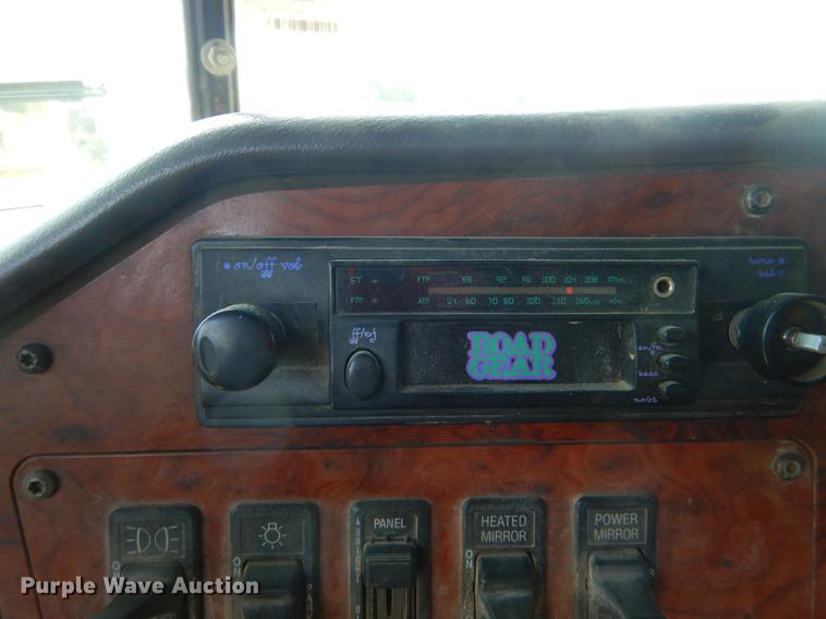 image for item EK9632 1995 International 9400 dump truck