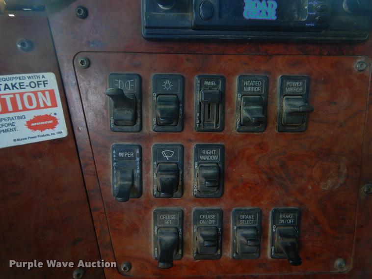 image for item EK9632 1995 International 9400 dump truck