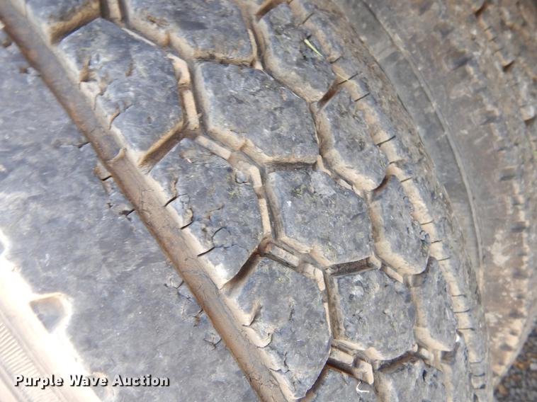 image for item EK9632 1995 International 9400 dump truck