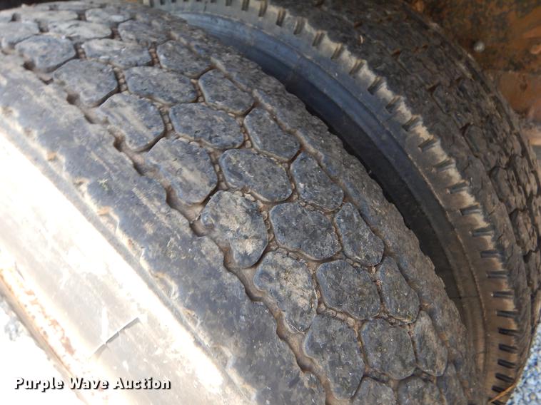 image for item EK9632 1995 International 9400 dump truck