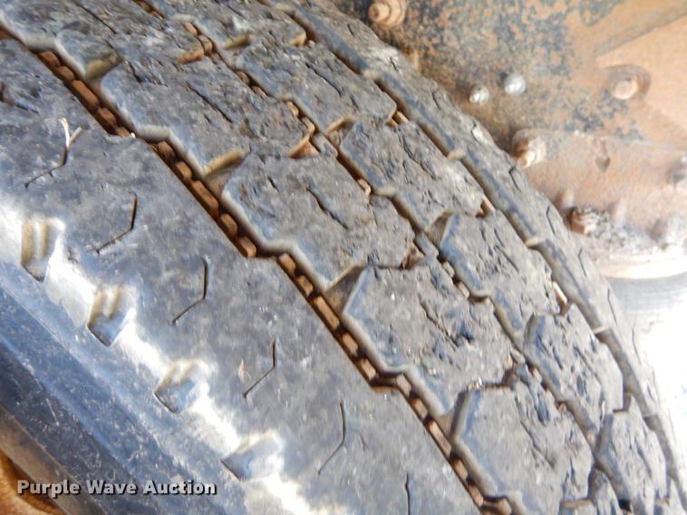 image for item EK9632 1995 International 9400 dump truck