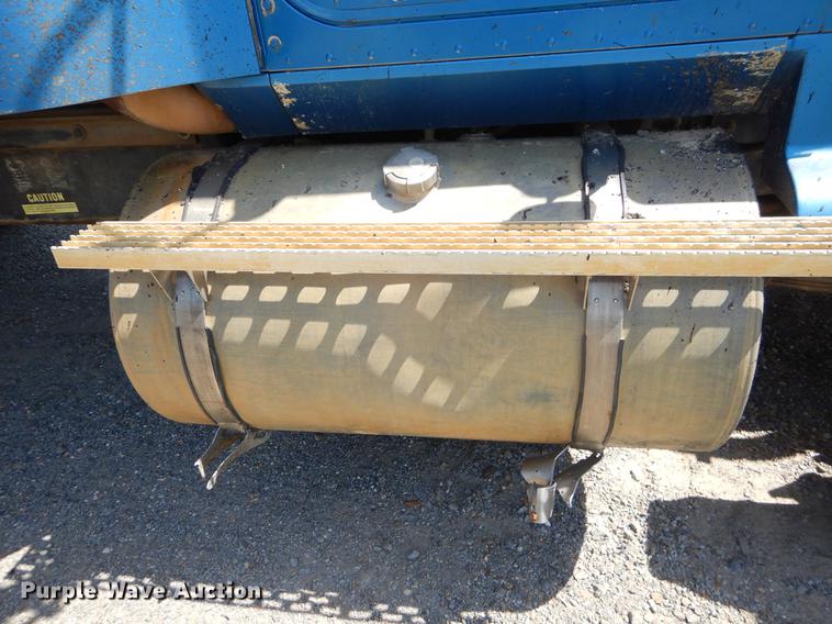 image for item EK9632 1995 International 9400 dump truck