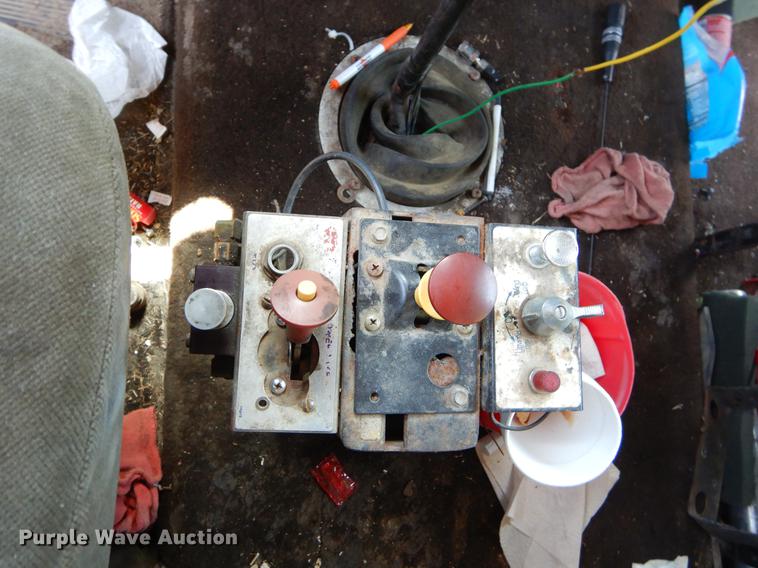 image for item EK9633 1989 Freightliner FLD dump truck