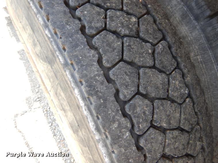 image for item EK9633 1989 Freightliner FLD dump truck