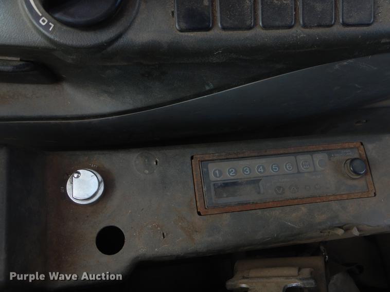 image for item EK9733 2004 Kobelco SK250LC excavator