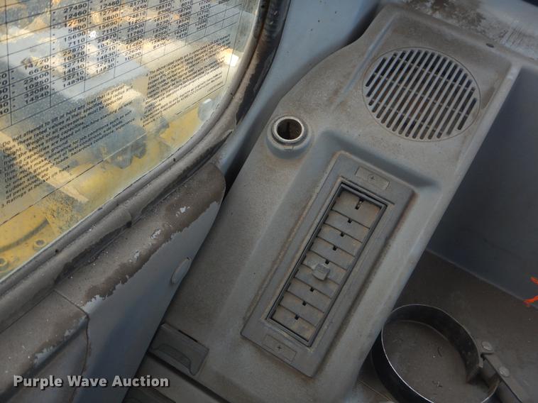 image for item EK9733 2004 Kobelco SK250LC excavator