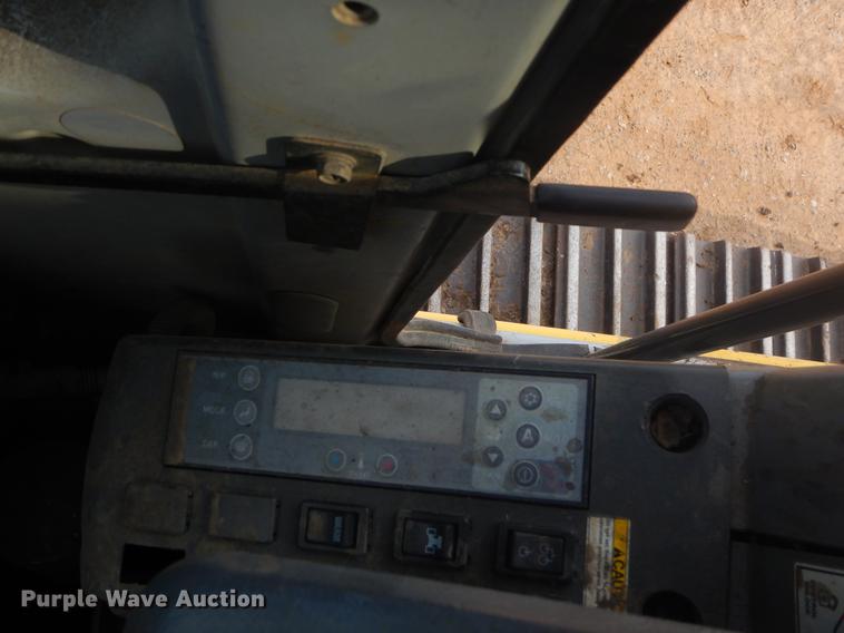 image for item EK9733 2004 Kobelco SK250LC excavator