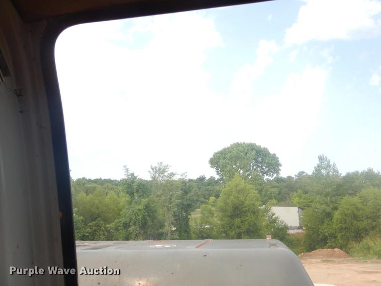 image for item EK9733 2004 Kobelco SK250LC excavator