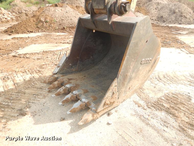 image for item EK9733 2004 Kobelco SK250LC excavator