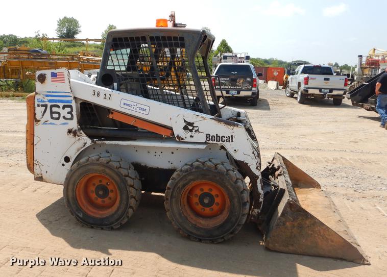 image for item EK9744 2002 Bobcat 763 skid steer
