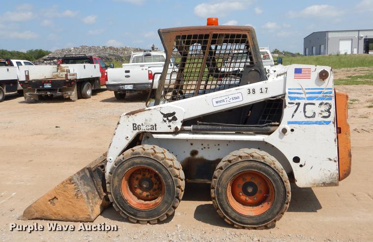 image for item EK9744 2002 Bobcat 763 skid steer