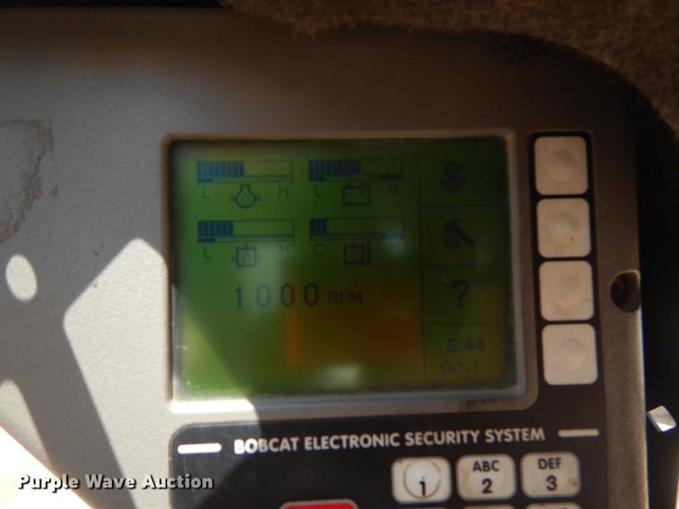 image for item EK9744 2002 Bobcat 763 skid steer