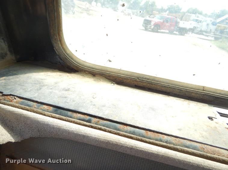 image for item EK9744 2002 Bobcat 763 skid steer