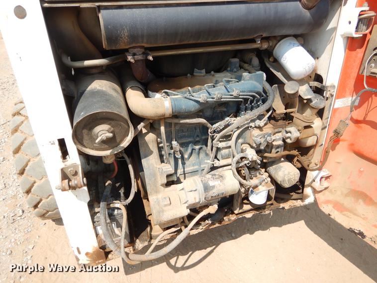 image for item EK9744 2002 Bobcat 763 skid steer