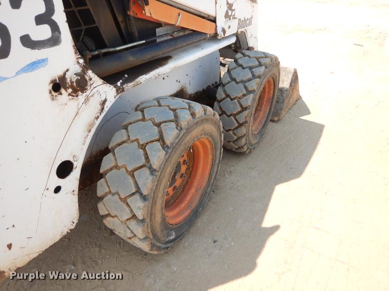 image for item EK9744 2002 Bobcat 763 skid steer