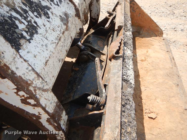 image for item EK9744 2002 Bobcat 763 skid steer