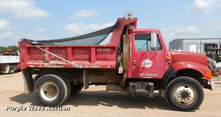 image for item EK9745 1990 International 4700 dump truck