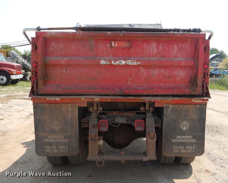 image for item EK9745 1990 International 4700 dump truck