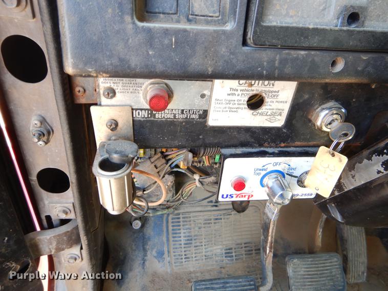 image for item EK9746 1991 International 4700 dump truck