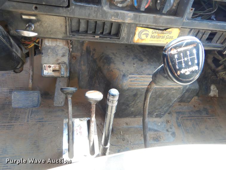 image for item EK9746 1991 International 4700 dump truck