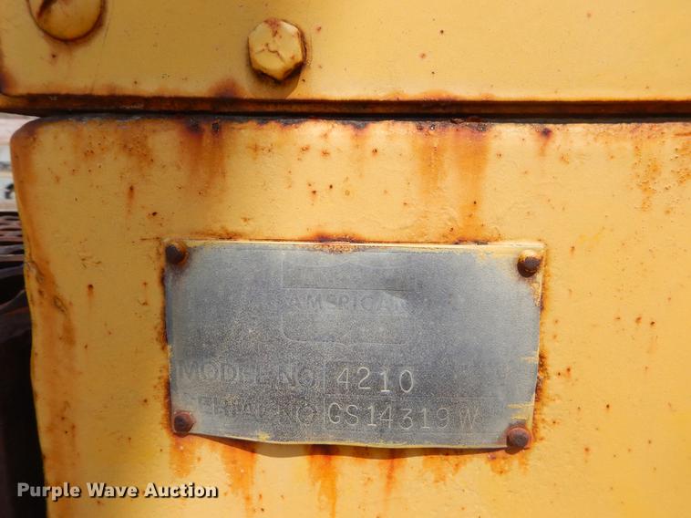 image for item EK9748 American 4210 crane