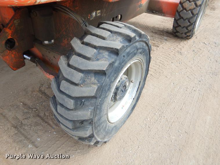 image for item EK9749 2009 JLG 400S boom lift