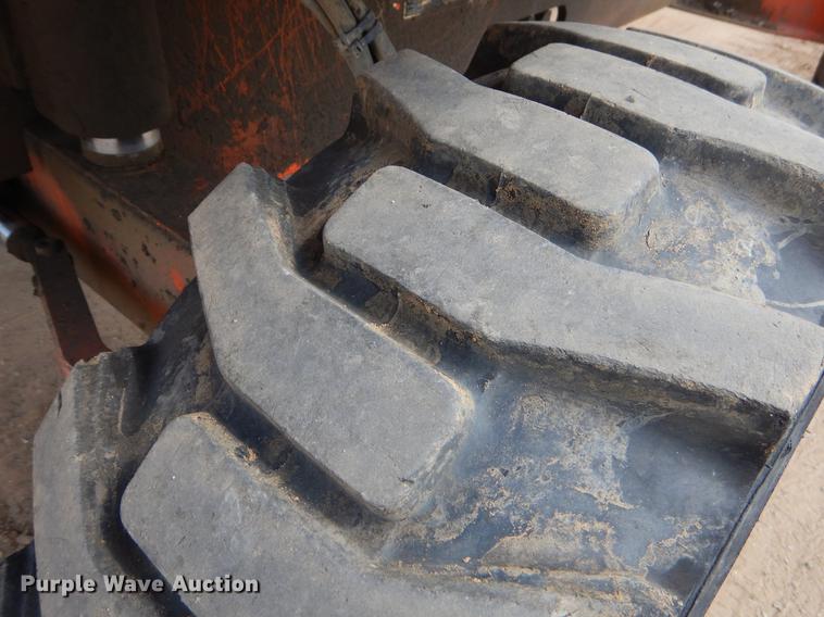 image for item EK9749 2009 JLG 400S boom lift