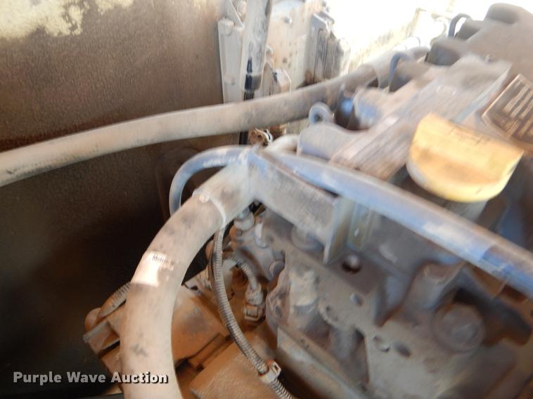 image for item EK9749 2009 JLG 400S boom lift