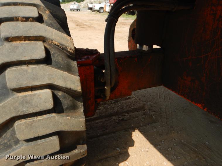 image for item EK9749 2009 JLG 400S boom lift