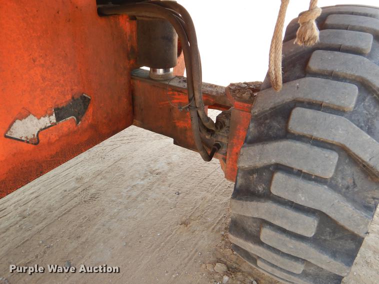 image for item EK9749 2009 JLG 400S boom lift